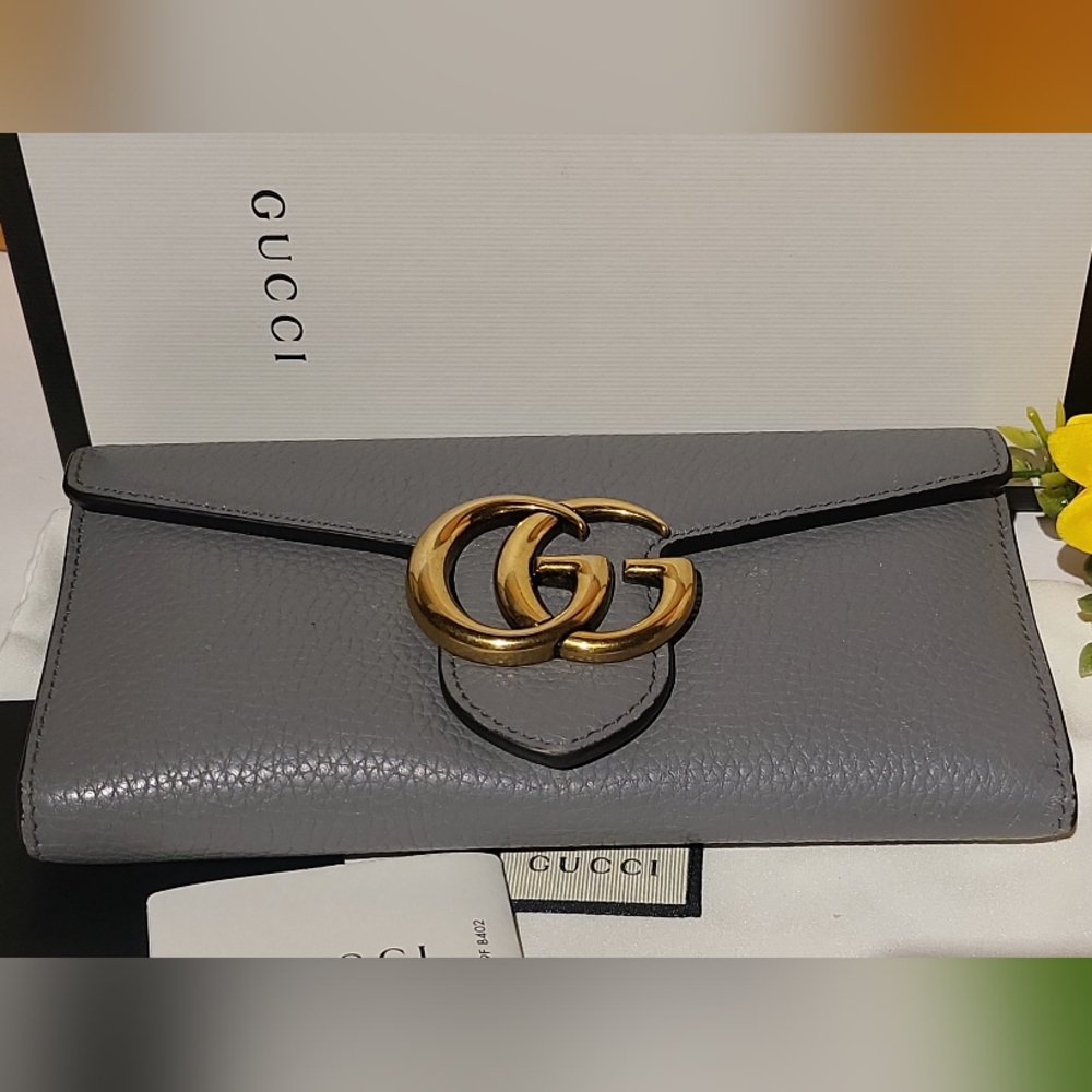 🔥SOLD🔥🌸GUCCI🌸 EUC🔥 GG Marmont Wallet on chain w/ Complete Inclusions - Picture 6 of 17